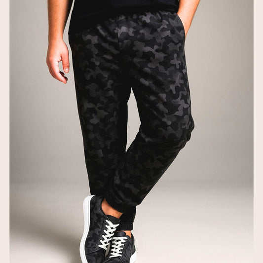 Premium Camouflage Dri-fit joggers for a festive travel packing guide